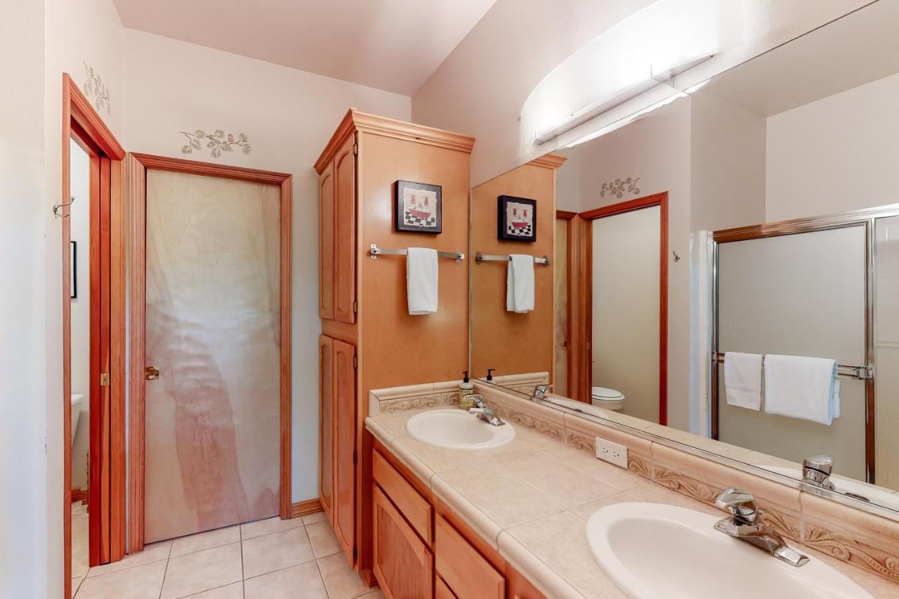 Welches Fairway Retreat Apartment Екстериор снимка