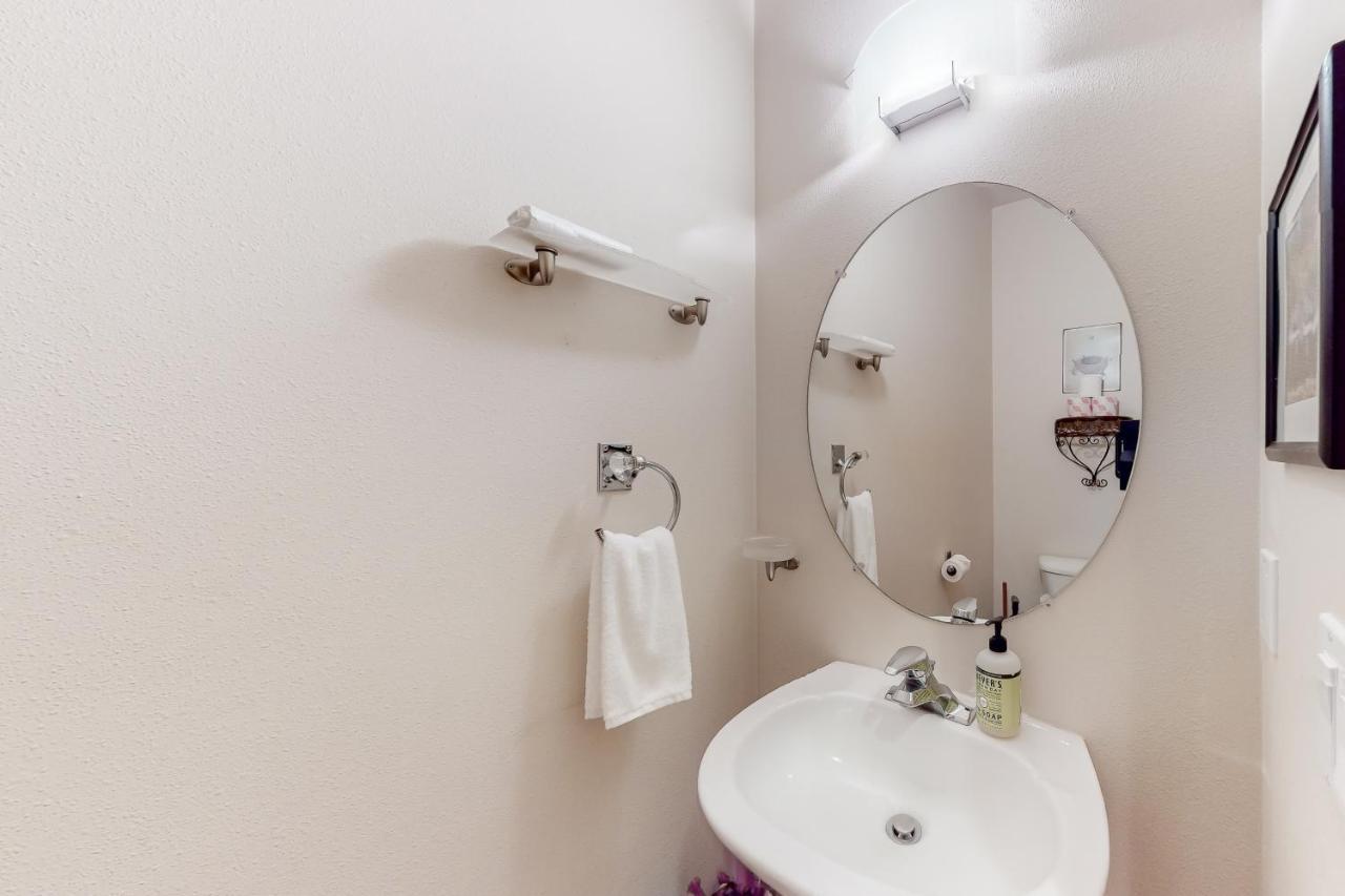 Welches Fairway Retreat Apartment Екстериор снимка