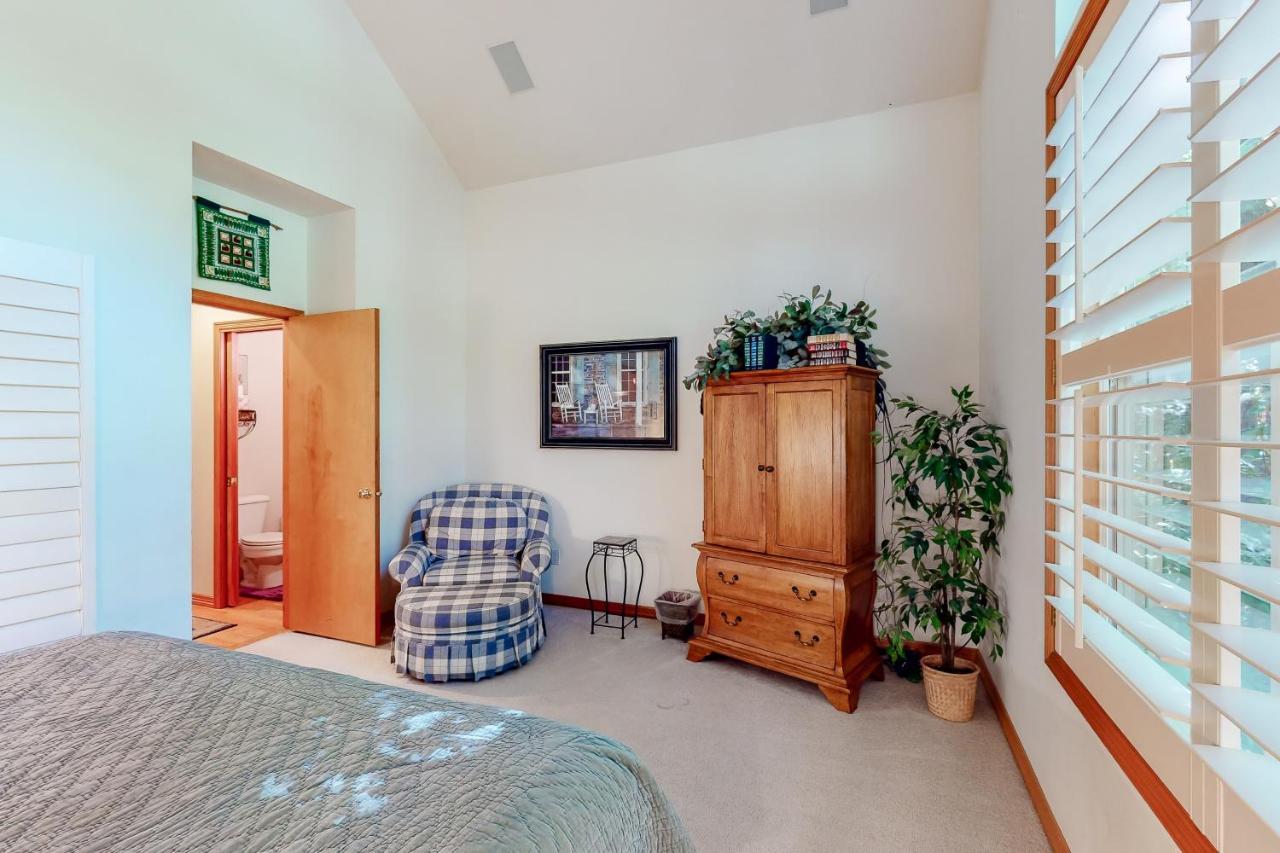 Welches Fairway Retreat Apartment Екстериор снимка